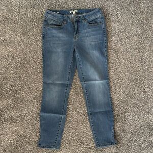 CAbi Jeans, like new! Skinny, with zipper detail on ankle.